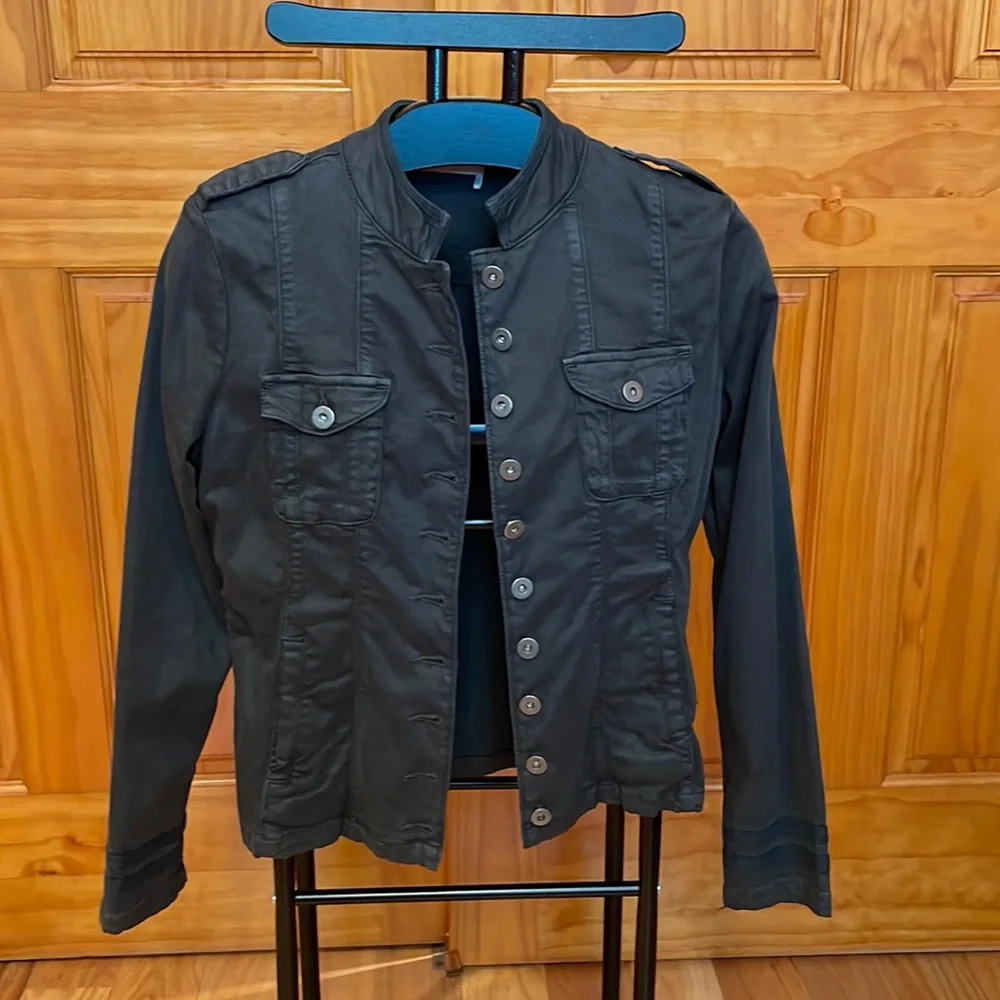 Lightweight jacket - Picture 1 of 7